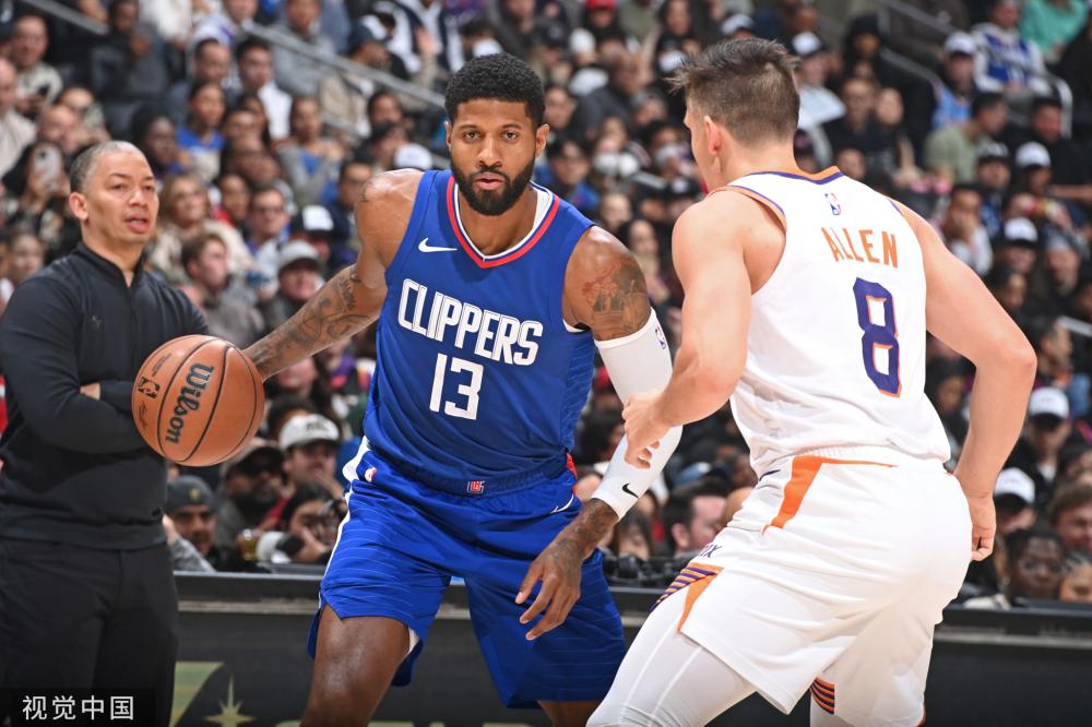 国青的中前 国青的中前